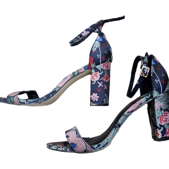 Floral Y2K embroidered navy open toe sandal heels shoes size 8.5 - Picture 10 of 13